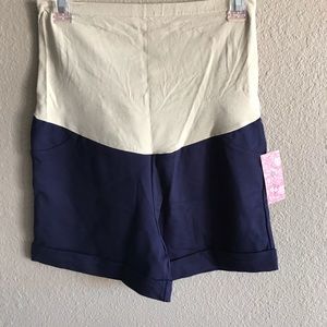 Ellie Flora Maternity shorts